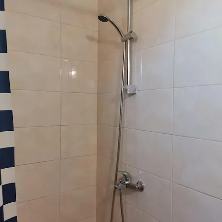 Bа́kish 3*