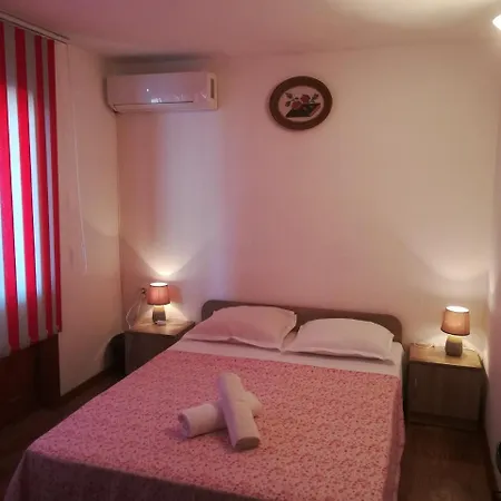 בית הארחה Bа́kish 3*