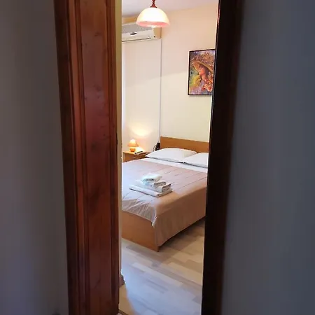 Bа́kish Konukevi 3*