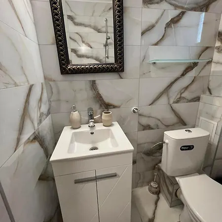 Bа́kish 3*